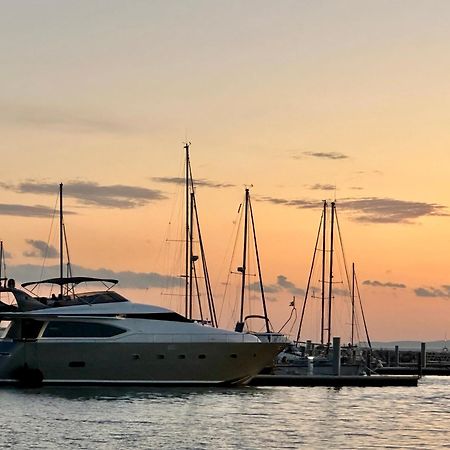 Motoryacht 21 Avec Equipage Hotel Barcelona Buitenkant foto