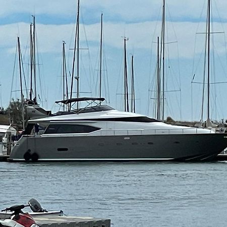 Motoryacht 21 Avec Equipage Hotel Barcelona Buitenkant foto