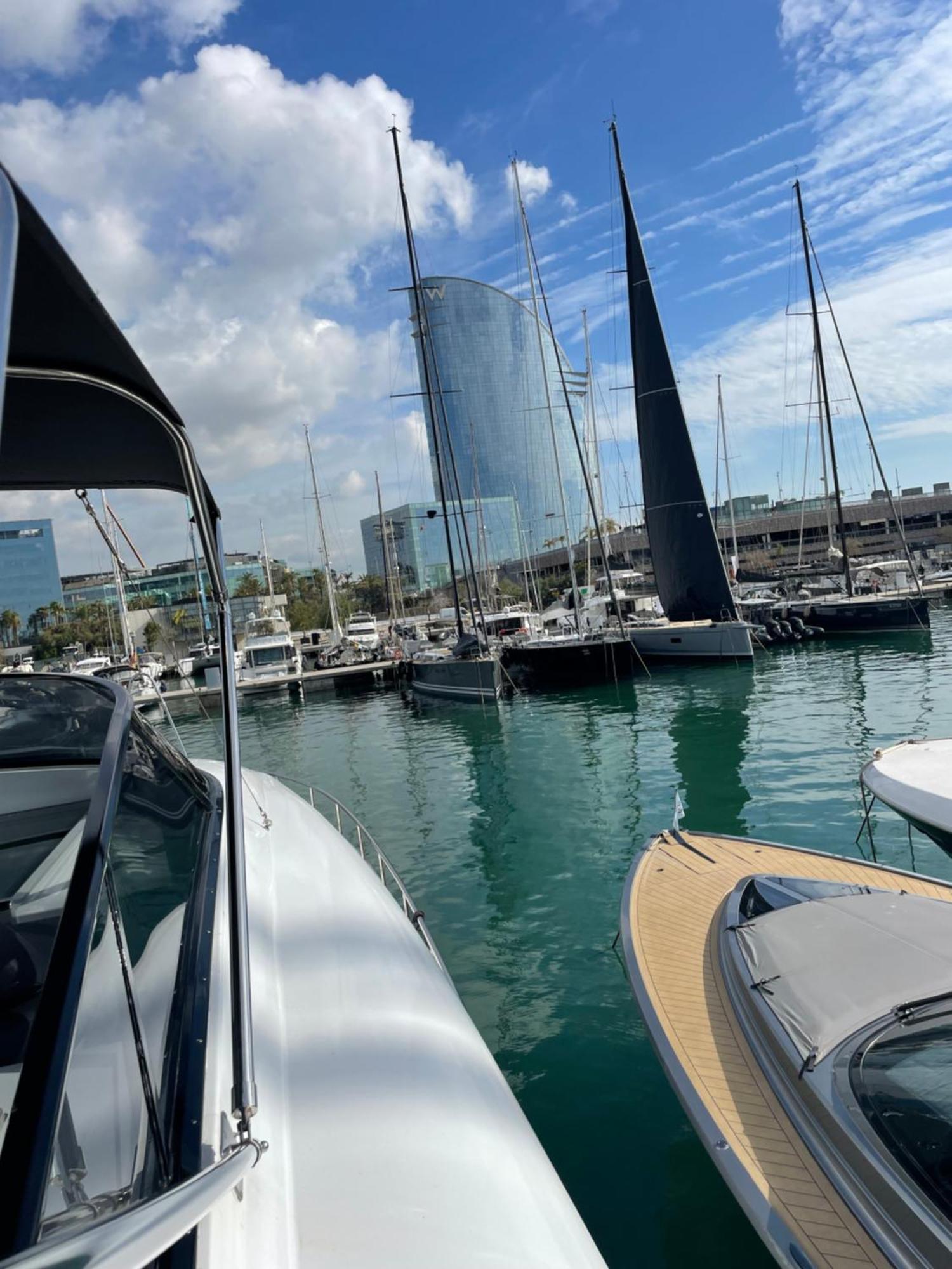 Motoryacht 21 Avec Equipage Hotel Barcelona Buitenkant foto